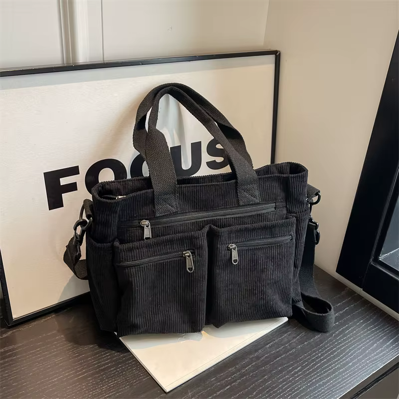 Sac à Main Cours Noir en Velours